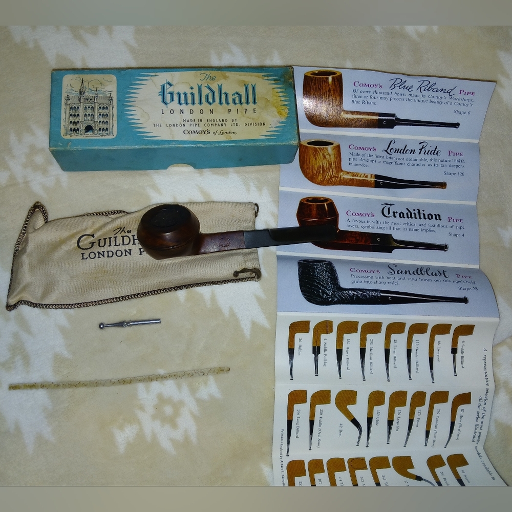Amtique Comoy's The Guildhall London Pipe with Original Box, Bag Etc - Picture 5 of 9